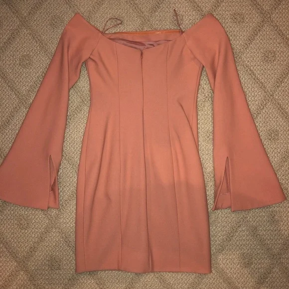 Cinq À Sept ‘Niara’ Pink Off-Shoulder Dress, 4
